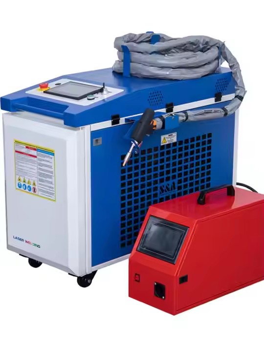 آلة تنظيف وتلحيم بالليزر محمول - مراجعة Fiber Laser Cleaning Machine 1000W وسعره