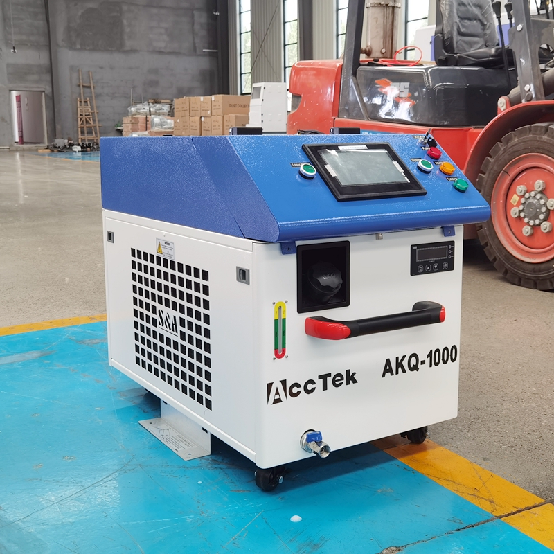 ماكينة صغيرة محمولة للحام والت - مراجعة Fiber Laser Welding Machine 1500W وسعره