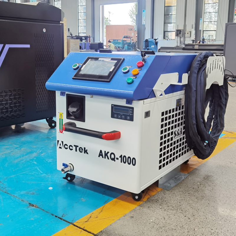 ماكينة صغيرة محمولة للحام والت - مراجعة Fiber Laser Welding Machine 1500W وسعره