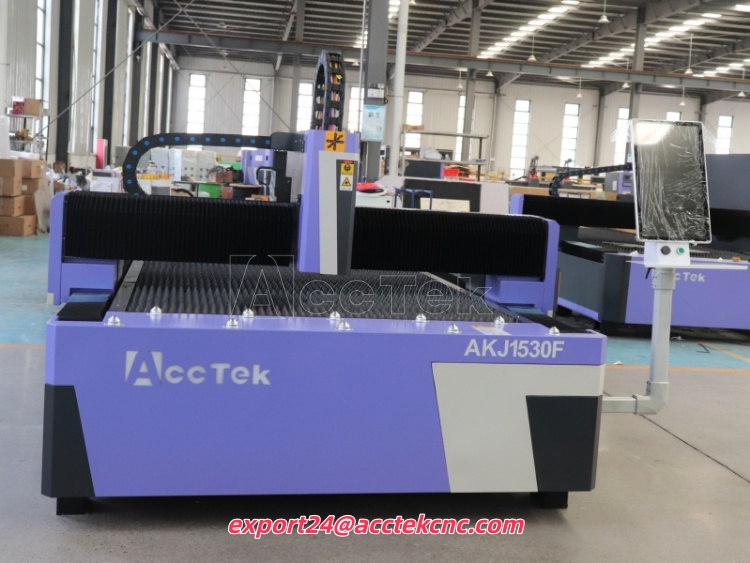 ماكينة قطع بالليزر الصناعية CN - مراجعة Fiber Laser Cutter 1500W Metal وسعره