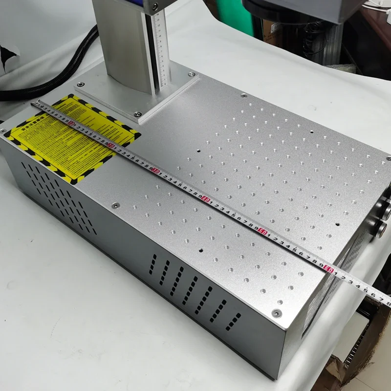 آلة وسم بالليزر CO2 بقوة 40 وا - مراجعة Laser Engraver 40W Co2 وسعره