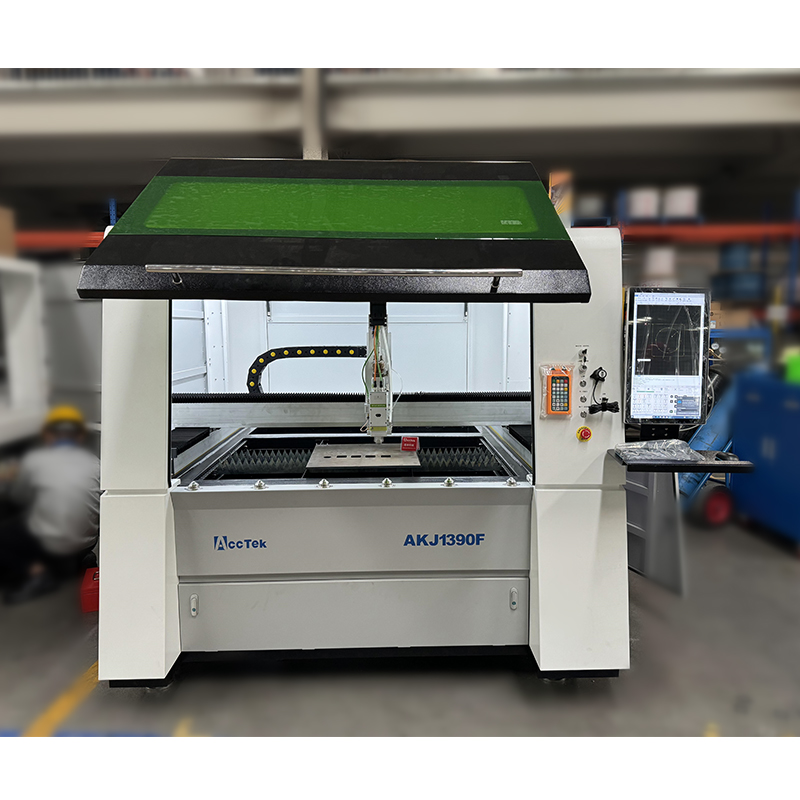 خصم جديد 1500 واط آلة القطع بل - مراجعة Fiber Laser Cutter 1500W Metal وسعره